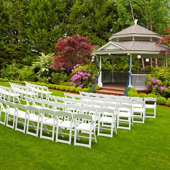 los baños de renta para fiestas cuentan con medidas de seguridad como cerraduras y luces